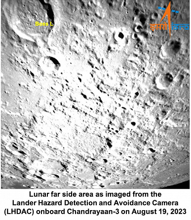 Индийский космический аппарат «Чандраян-3» прислал новые фото обратной стороны Луны. Где-то там разбилась станция «Луна-25»