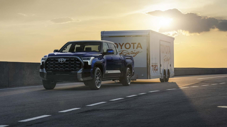 Представлены Toyota Tundra и Sequoia 2024 с приподнятой подвеской
