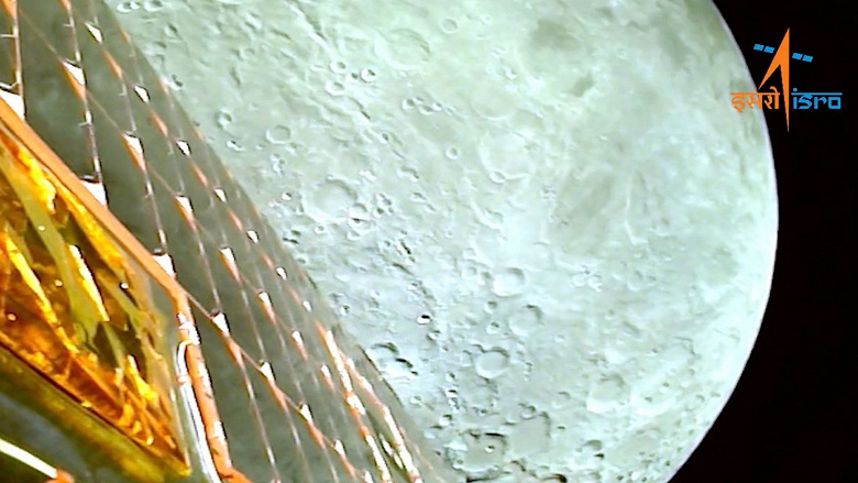 Индийский лунный зонд Chandrayaan-3 успешно отделился и готовится к посадке 23 августа
