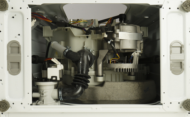 Обзор узкой стиральной машины с инвертором и паром Tuvio WFS76HW1