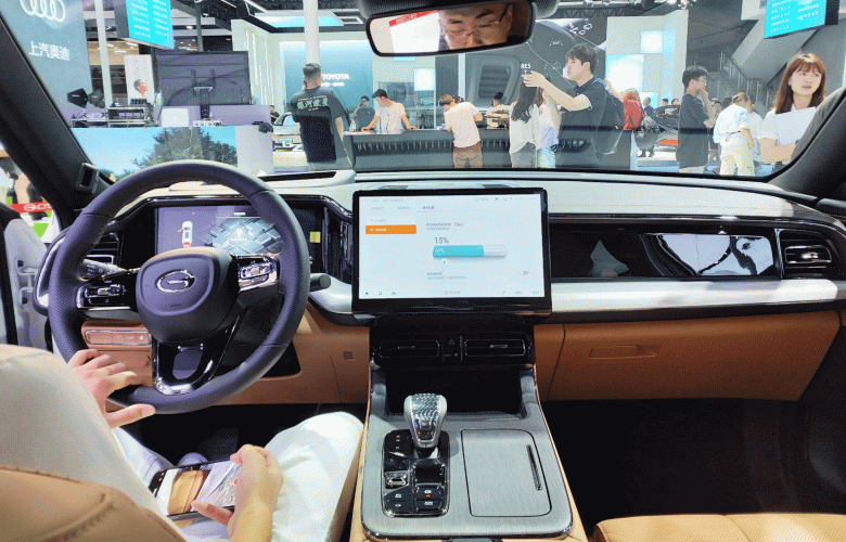 Новый конкурент Toyota Alphard и BYD Denza D9: представлен комфортный минивен с автопилотом и запасом хода более 1000 км — GAC Trumpchi ES9