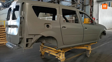 В Ижевск доставили два первых кузова Lada Largus – для тестирования окраски