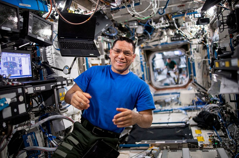Жить в космосе: Фрэнк Рубио стал ещё одним человеком, который провёл год в космосе