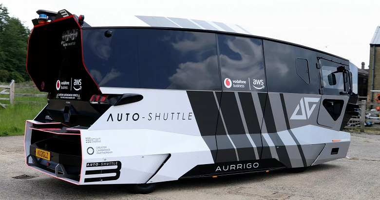 Футуристические беспилотные автобусы Aurrigo Auto-Shuttle уже колесят по Европе