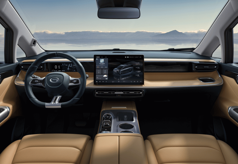 Конкурент Toyota Alphard в деталях: представлен салон минивэна GAC Trumpchi E8
