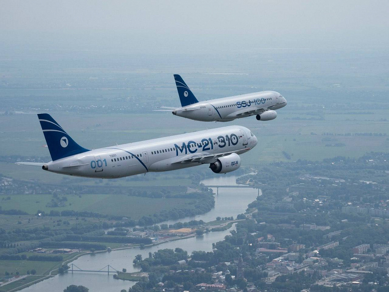 На этапе строительства уже более 10 самолетов МС-21 и SJ-100 для «Аэрофлота». Они значительно дешевле аналогичных Boeing и Airbus