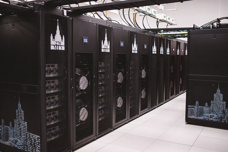 В МГУ запустили суперкомпьютер «МГУ-270», который «не имеет аналогов среди подобных систем в университетах мира»