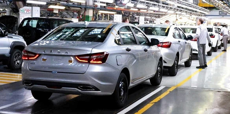 Производство Lada Vesta NG увеличат более чем вдвое. Всего АвтоВАЗ выпустит 600 000 машин в 2024 году