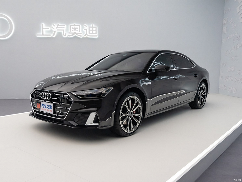 Новейший Audi A7L представят 1 марта, но A7L Black Warrior Edition и A7L RS Racing Edition уже у дилеров — живые фото