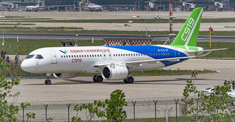 Китайский пассажирский авиалайнер COMAC C919 не просто стал хитом: производство самолёта могут наладить за пределами Китая