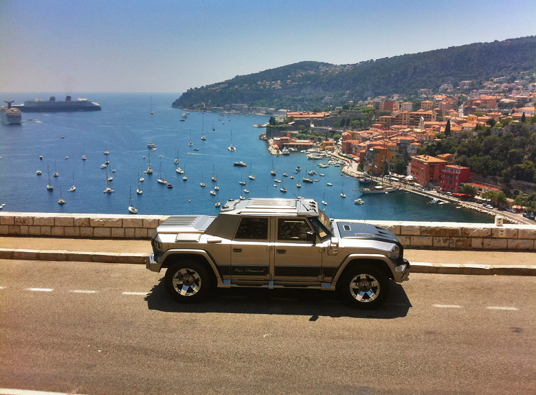 Представлена современная версия Lamborghini LM002 на базе Urus. Цена уже известна