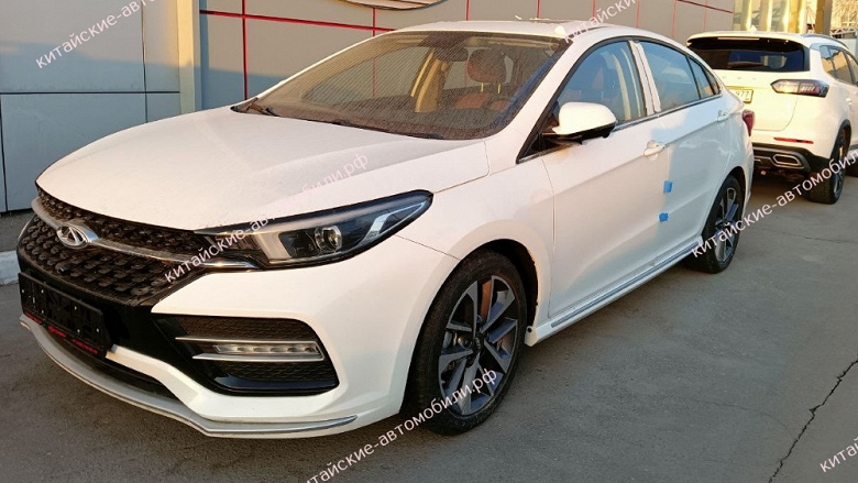 В Россию приехал Chery Arrizo GX — аналог Kia Cerato и Toyota Corolla