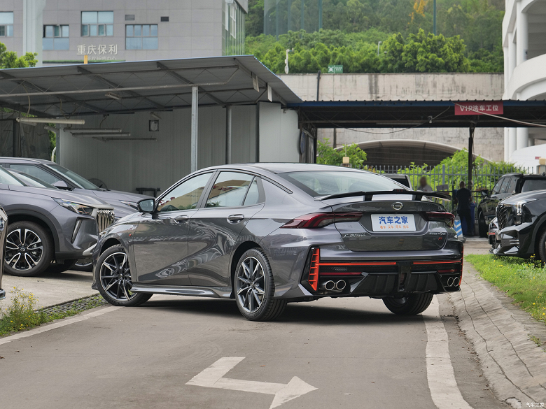 Спортивный и недорогой одноклассник Toyota Camry: представлен Shadow Leopard 2024