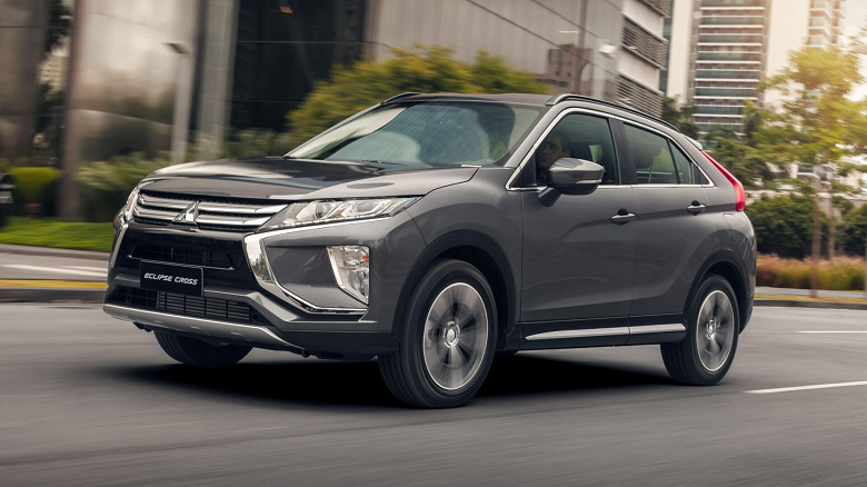 Полноприводный Mitsubishi Eclipse Cross немного подешевел в России