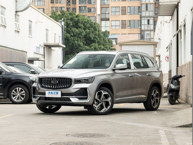 Представлен Geely Monjaro 2024: 299 л.с., расход 4,79 л / 100 км и 1279 км на баке бензина — за 22 тыс. долларов