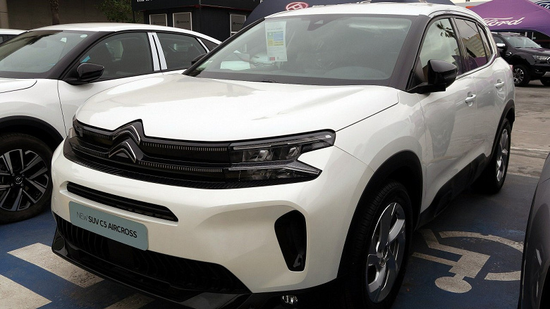 Citroen C5 Aircross российской сборки с 3-летней гарантией поступил в продажу. Цена выросла ещё до начала продаж