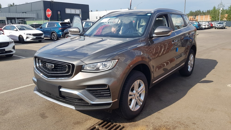 Прощай, Geely Atlas Pro. Здравствуй, BelGee X70 за 2 млн рублей: названы все комплектации и цены белорусского кроссовера