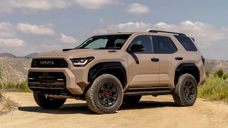 Самый надёжный автомобиль в мире Toyota 4Runner резко подешевел в России. Цена упала на 1,5 млн рублей