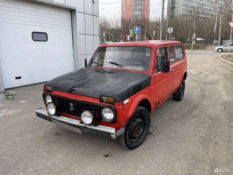 В России на продажу выставили редчайшую Lada Niva «Кедр» (ВАЗ-2129). За нее просят всего 160 тыс. рублей