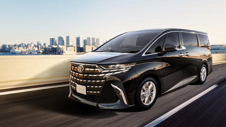 Toyota Alphard станет доступнее. Toyota готовит новую комплектацию, которая сделает популярный минивэн дешевле на 6500 долларов