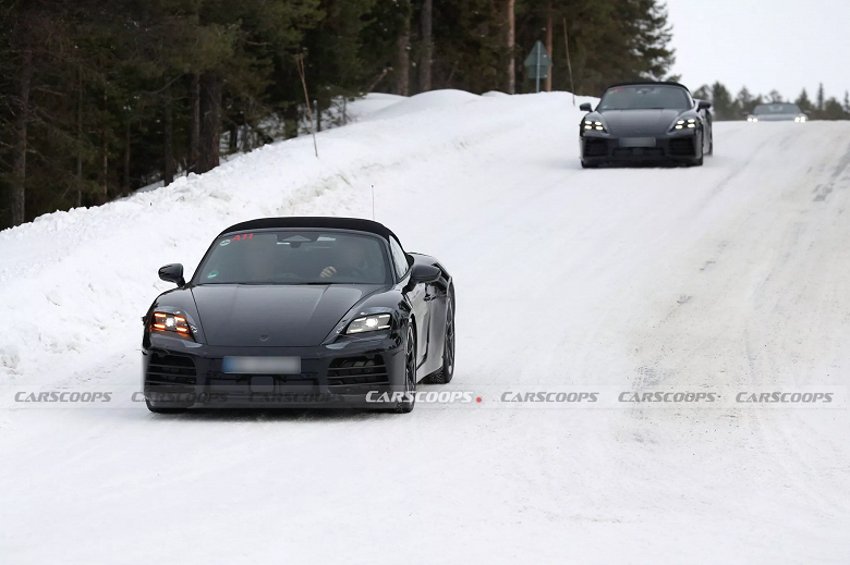 Новейшие Porsche Boxster 2025 без камуфляжа показали внутри и снаружи