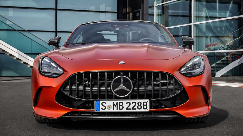 Это — самый быстрый Mercedes в истории. Представлен Mercedes-AMG GT63 S E Performance