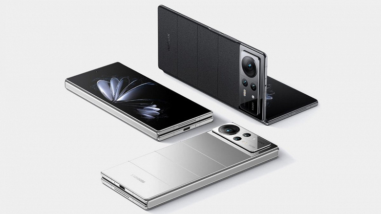 Xiaomi MIX Fold 4 приписывают и двухстороннюю спутниковую связь, и 1 ТБ памяти, и защиту от воды, и 100-ваттную зарядку