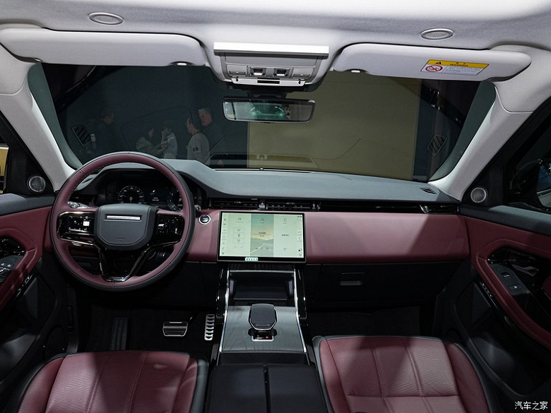 Представлен новый Range Rover Evoque L. Цены уже известны