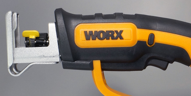 Обзор аккумуляторной сабельной пилы Worx WG894E