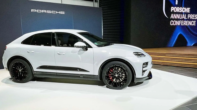 Porsche ошеломил спрос на новый Macan