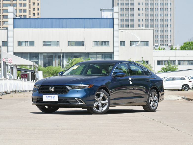 Такие Honda Accord могут приехать в Россию: представлены сразу три новые модели