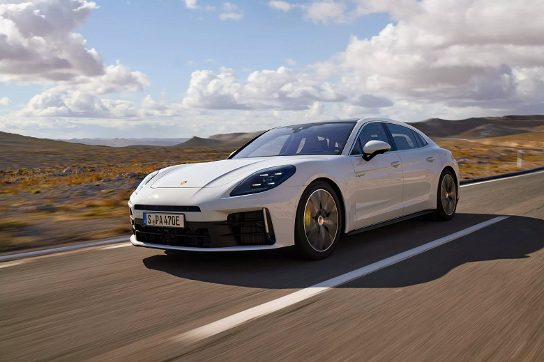 Представлены два новых Porsche Panamera