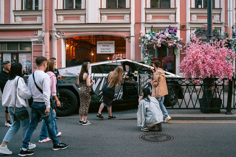 Avito Dacha Truck: в «Авито» создали свою версию Tesla Cybertruck