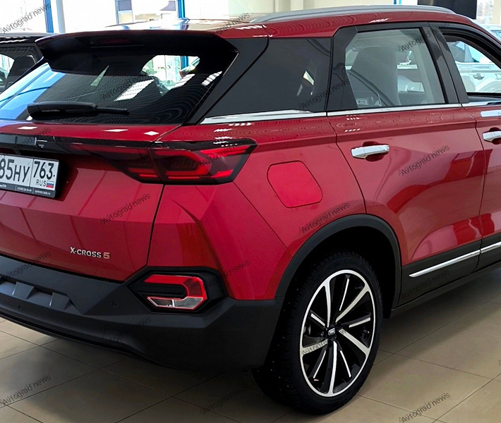 Почти все Lada X-Cross 5 нашли своих владельцев