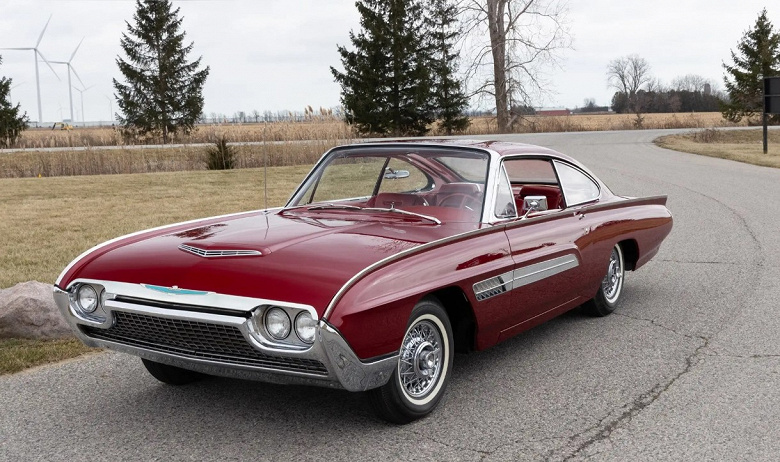 Уникальный Ford Thunderbird Italien выставили на продажу