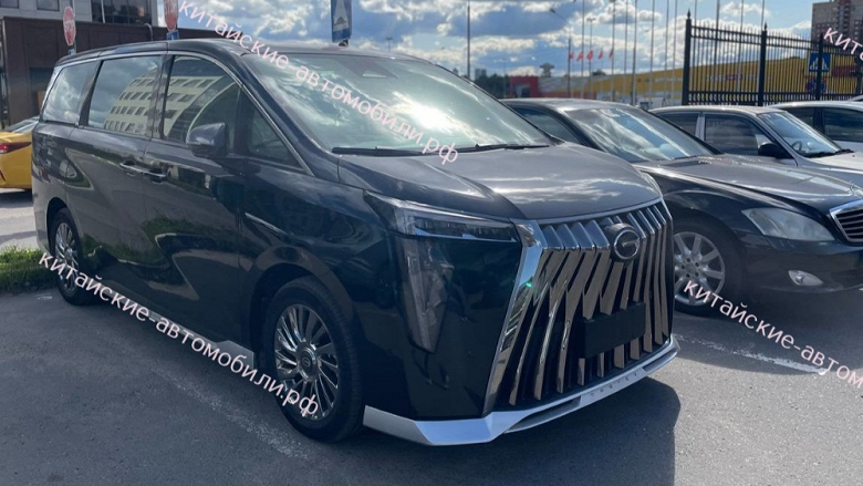 Заменитель Toyota Alphard официально выходит в России: на минивэн GAC M8 выдано ОТТС