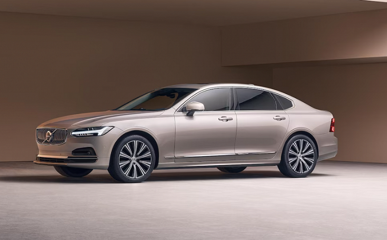 Представлен Volvo S90 2025