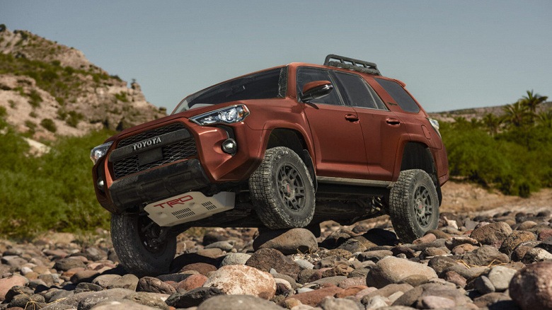 В России резко подешевел самый надёжный автомобиль в мире по версии Consumer Reports. Toyota 4Runner подешевел на миллион рублей