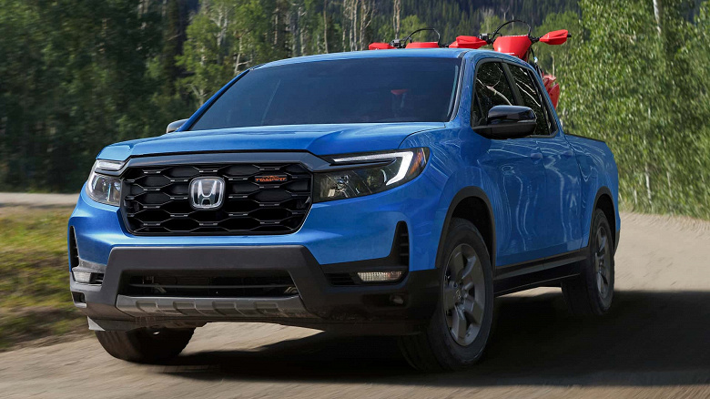 Honda Ridgeline 2024 начинает поступать к дилерам. Объявлены цены на все комплектации