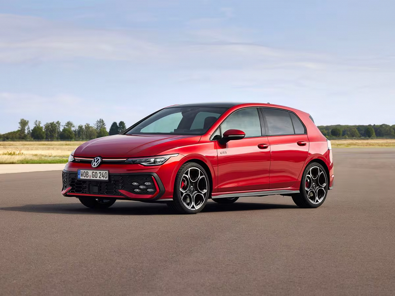 Новые Volkswagen GTI, GTE и Style eHybrid со встроенным ChatGPT выходят в Европе: названы цены на все версии