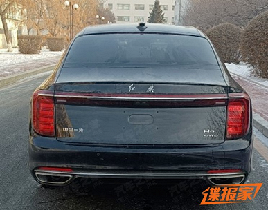 Это Hongqi H9 2024. Новейший премиальный седан показали вживую