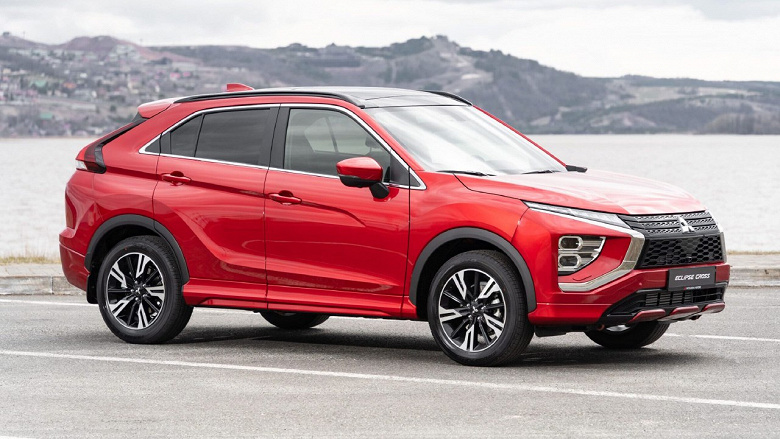 Mitsubishi Eclipse Cross обвалился в цене в России почти на миллион рублей