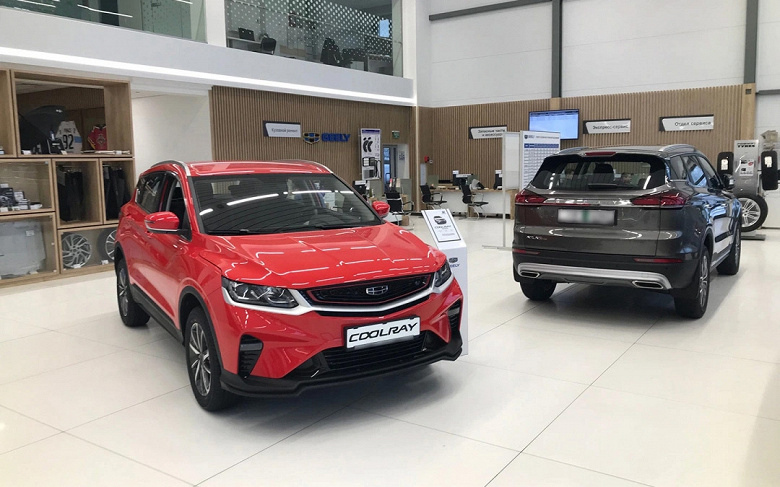 За год Haval Jolion и Geely Coolray подорожали на 50 и 45 тыс. рублей соответственно. Но не факт, что у дилера получится купить машину за минимальную рекомендованную стоимость