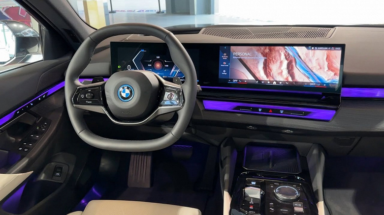 Владельцы новых BMW в России столкнулись с неожиданной проблемой — не работает Car Play