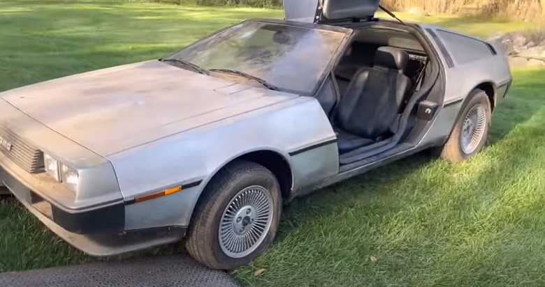 Легендарная находка. Один из первых DeLorean DMC-12 с минимальным пробегом сохранил отличное состояние