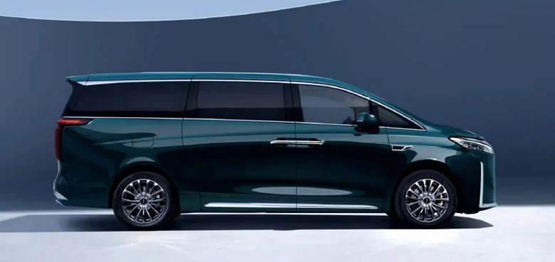 Представлен самый длинный минивэн в Китае — на полметра длиннее Toyota Alphard