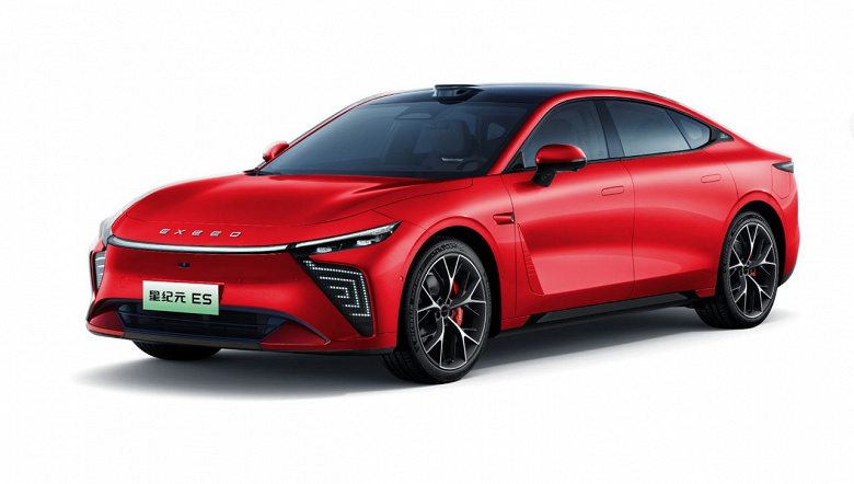 Chery Exeed Exlantix ES 2025 с пневмоподвеской, зарядкой быстрее 10 минут и разгоном до 100 км/ч за 3,9 с стал доступен для предзаказа в Китае