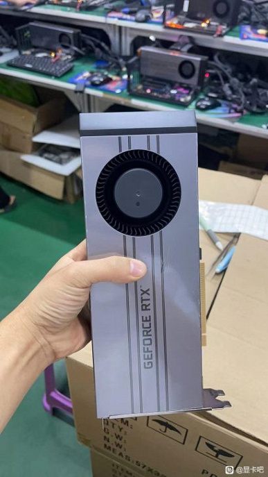 Китайцы массово скупают GeForce RTX 4090 и делают из них «монстров Франкенштейна». Они перепаивают чипы на другую плату