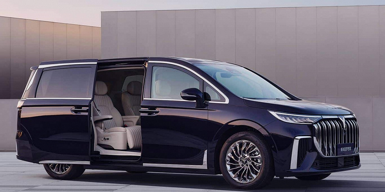 Замена Toyota Alphard оказалась даже дешевле, чем было обещано. Стартовали продажи Voyah Dreamer 2024 в Китае