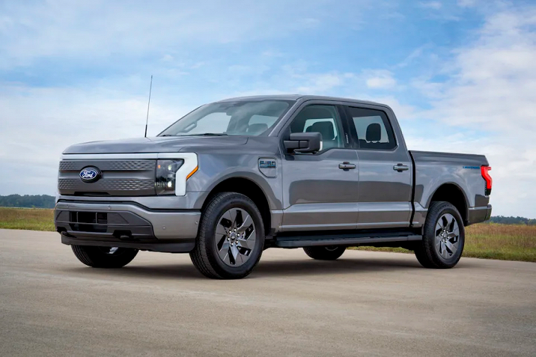 Представлен новый Ford F-150 Lightning Flash